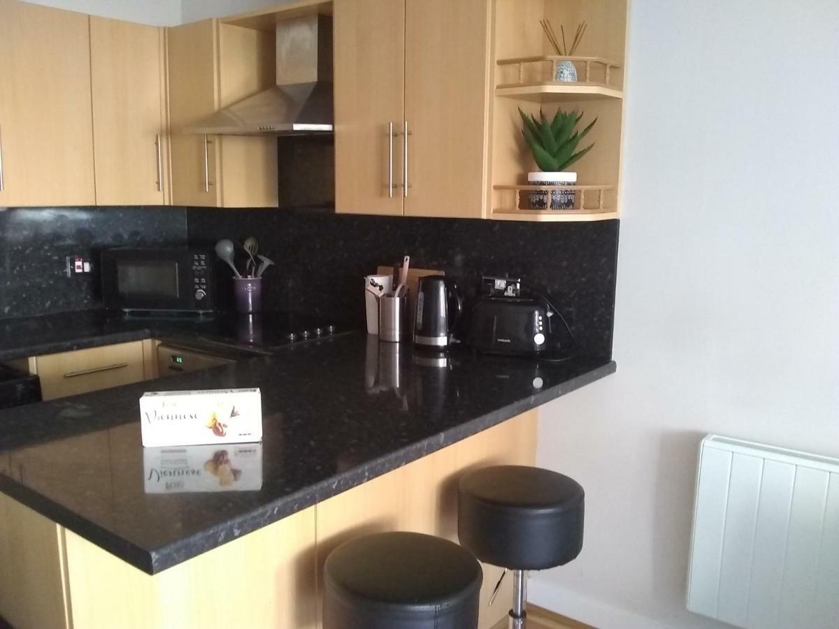 Great 2 Bedroom Apt By The Beach And Town Brighton Eksteriør bilde